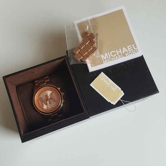 Michael Kors Watch MK-1038 Rose Gold - Picture 2 of 9